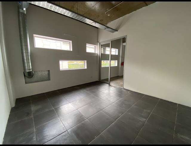 348M² OFFICE TO LET IN BROOKLYN